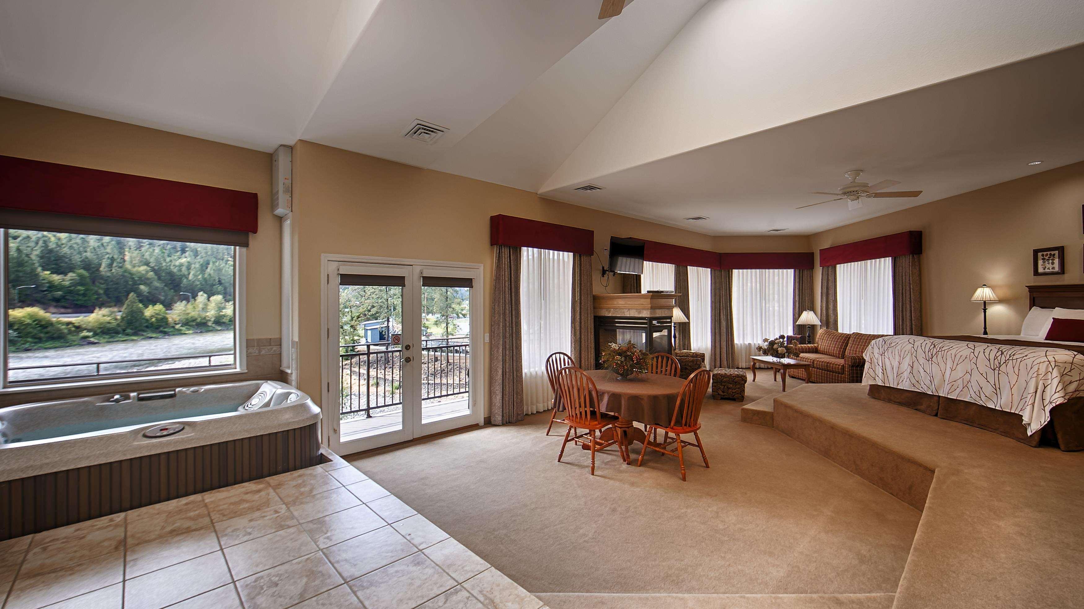 Best Western Lodge At River'S Edge Orofino Экстерьер фото