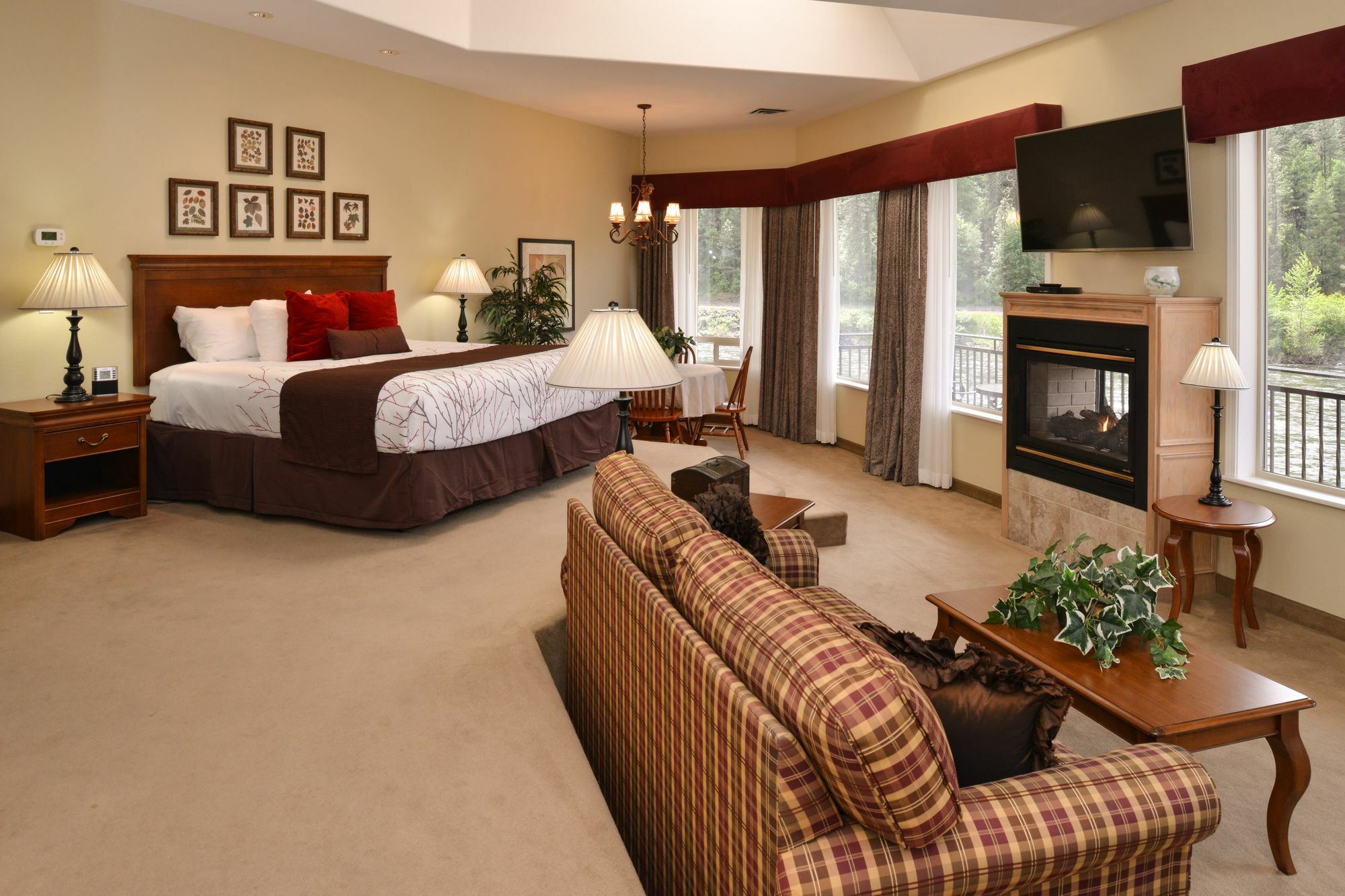 Best Western Lodge At River'S Edge Orofino Экстерьер фото